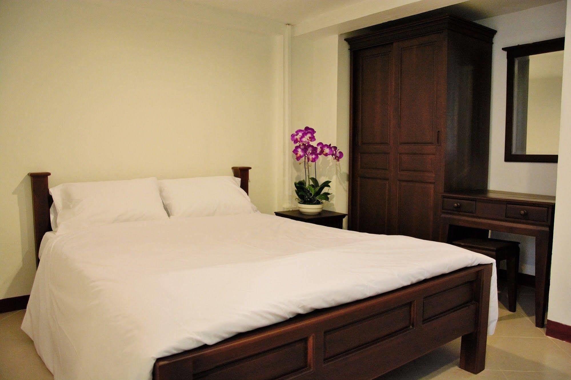 Seedling House Pattaya Exterior foto